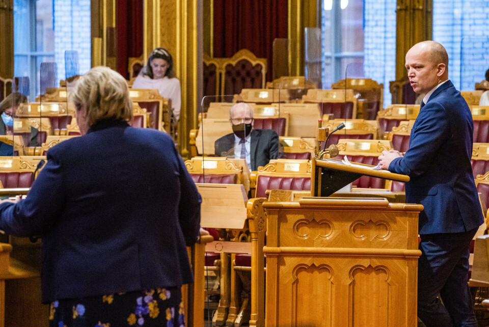 Tom Myrvold takke Stortinget for arbeidet med krisepakker og kompensasjonsordninger, men kritiserer dem som gir råd om tiltak mot smittespredning. Tom Myrvold takke Stortinget for arbeidet med krisepakker og kompensasjonsordninger, men kritiserer dem som gir råd om tiltak mot smittespredning.