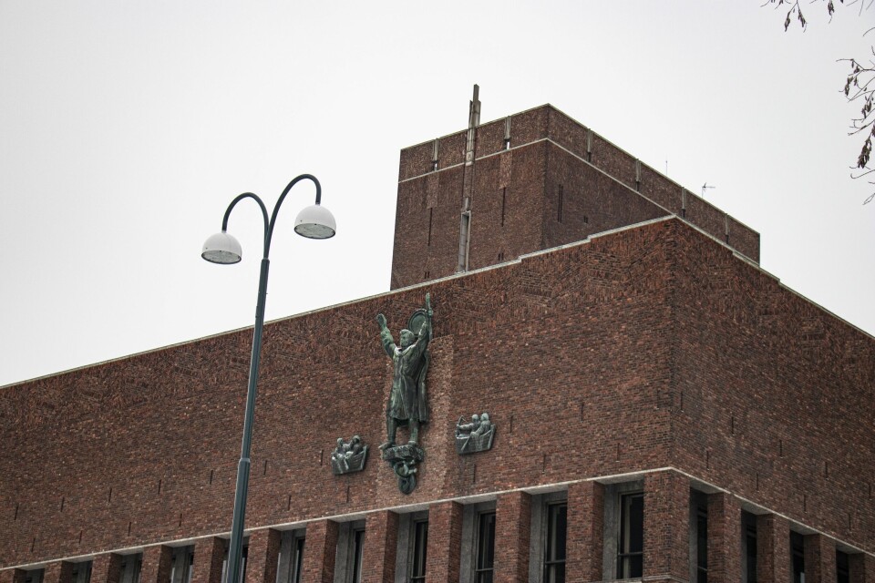 Oslo kommune kan ikke lastes for at stefaren til den Lockerbie-etterlatte sønnen unndro erstatningsmidler, konkluderer lagmannsretten. Oslo kommune kan ikke lastes for at stefaren til den Lockerbie-etterlatte sønnen unndro erstatningsmidler, konkluderer lagmannsretten.