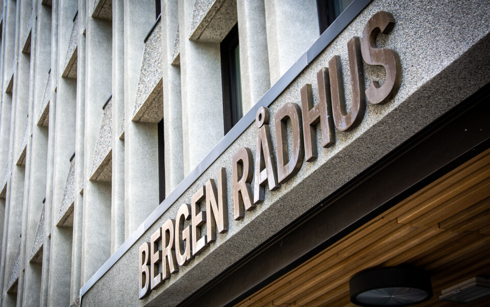 SV, Rødt og MDG bryter budsjettforhandlingene med byrådet i Bergen. Her ved rådhuset. SV, Rødt og MDG bryter budsjettforhandlingene med byrådet i Bergen. Her ved rådhuset.