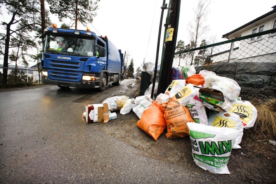 Ansvar og kontroll over husholdningsavfallet henger sammen, og må ligge ett, felles sted, mener KS Bedrift. Illustrasjonsfoto: Stein Bjørge, Aftenposten/NTB scanpix Ansvar og kontroll over husholdningsavfallet henger sammen, og må ligge ett, felles sted, mener KS Bedrift. Illustrasjonsfoto: Stein Bjørge, Aftenposten/NTB scanpix