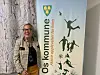 Kommunedirektør Marit Gilleberg i Os kommune konstaterer at kommunen fortsatt hevder seg i pleie og omsorgssektoren i Kommunebarometeret. – Nyansatte uten fagutdanning blir pålagt å ta utdanning, trekker hun fram som én forklaring.