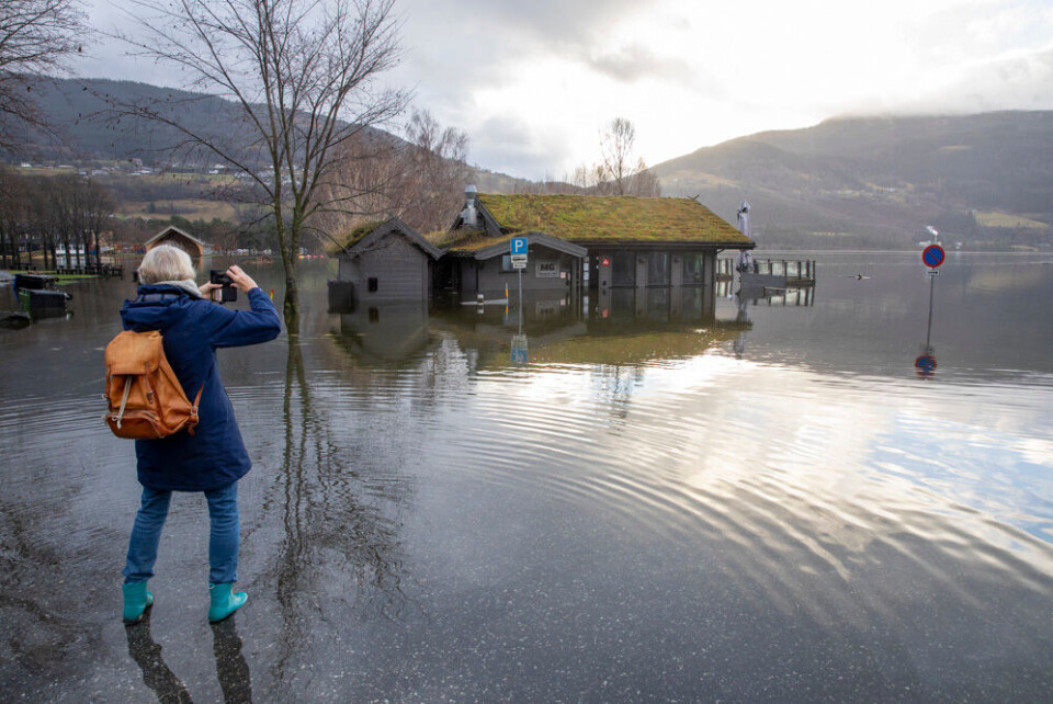 Fjoråret var et vått år i Norge, med 5 prosent mer nedbør enn normalt. Her fra flommen i Voss i november. Fjoråret var et vått år i Norge, med 5 prosent mer nedbør enn normalt. Her fra flommen i Voss i november.