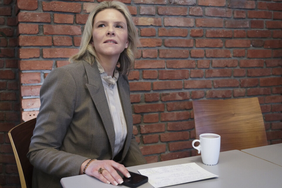 Frp og Sylvi Listhaug vil gjenreise lærernes myndighet. Frp og Sylvi Listhaug vil gjenreise lærernes myndighet.