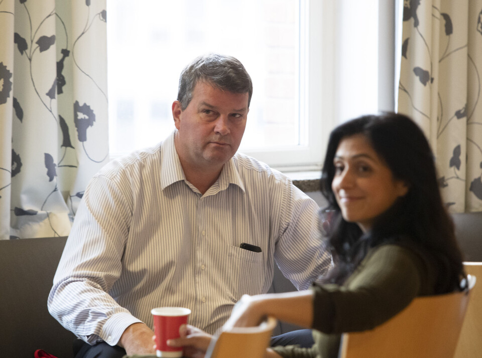 LO-leder Hans-Christian Gabrielsen og Arbeiderpartiets nestleder Hadia Tajik møttes på Aps sentralstyremøte dagen etter høstens lokalvalg. Foto: Terje Bendiksby / NTB scanpix LO-leder Hans-Christian Gabrielsen og Arbeiderpartiets nestleder Hadia Tajik møttes på Aps sentralstyremøte dagen etter høstens lokalvalg. Foto: Terje Bendiksby / NTB scanpix