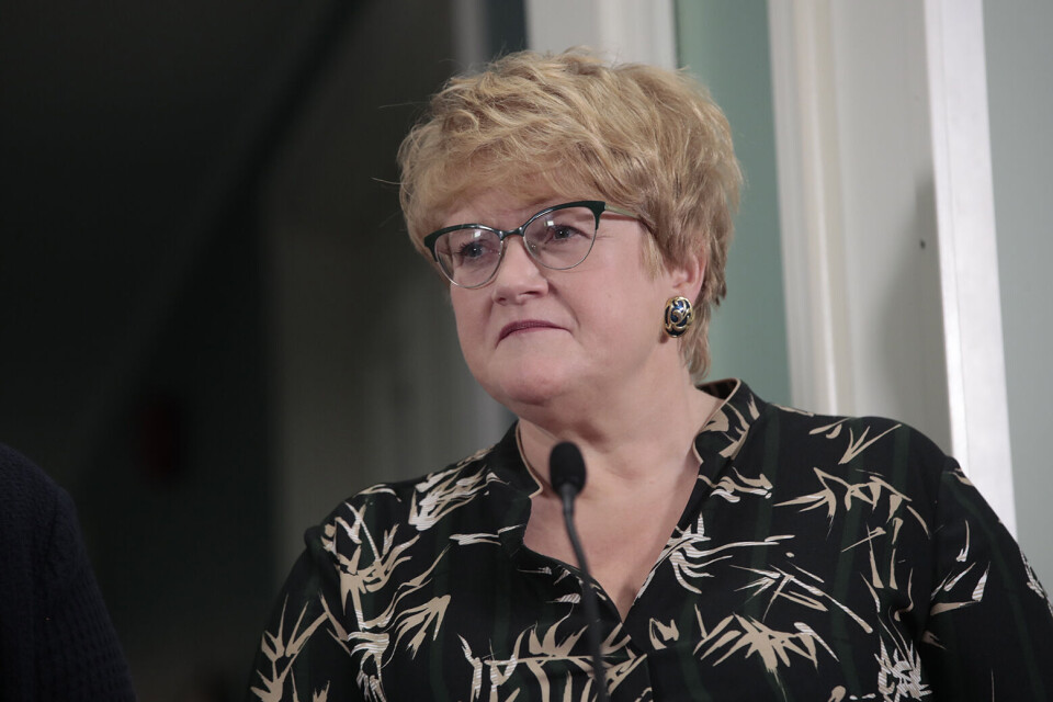 At partileder Trine Skei Grande nå tar Venstre inn i regjering med Høyre og Frp faller flere sentrale lokalpolitikere i partiet tungt for brystet. Flere vurderer å melde seg ut, og noen har allerede bestemt seg for å gjøre det. Foto: Lise Åserud / NTB scanpix At partileder Trine Skei Grande nå tar Venstre inn i regjering med Høyre og Frp faller flere sentrale lokalpolitikere i partiet tungt for brystet. Flere vurderer å melde seg ut, og noen har allerede bestemt seg for å gjøre det. Foto: Lise Åserud / NTB scanpix
