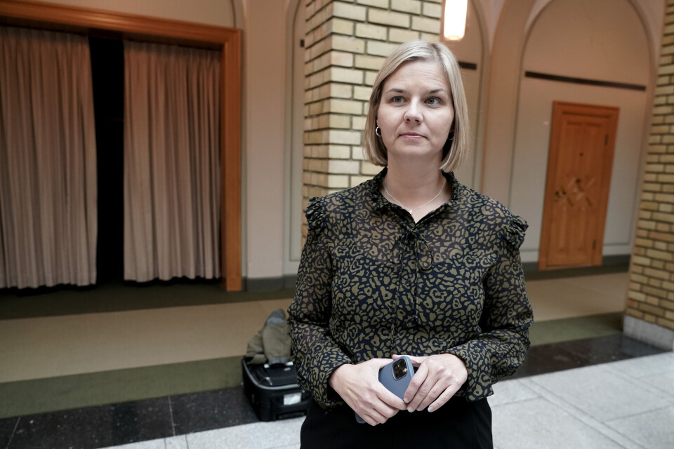 Venstre-leder Guri Melby ber regjeringen avklare når de siste koronatiltakene forsvinner. Venstre-leder Guri Melby ber regjeringen avklare når de siste koronatiltakene forsvinner.