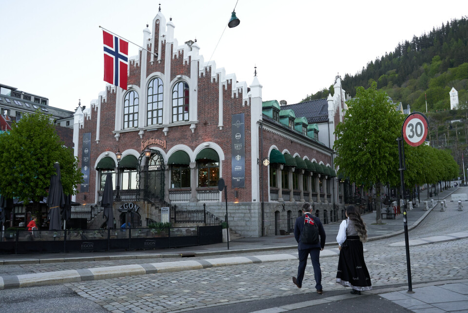 Politiet i Bergen og Bergen kommune går sammen med flere etater og organisasjoner for å håndtere sentrum på best mulig vis 17. mai 2023. Politiet i Bergen og Bergen kommune går sammen med flere etater og organisasjoner for å håndtere sentrum på best mulig vis 17. mai 2023.
