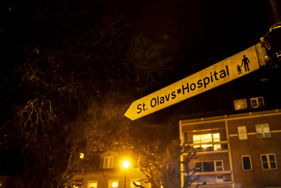 Problemene med innføringen av journalsystemet Helseplattformen ved St. Olavs hospital er en av årsakene til at Helse Midt-Norge utsetter innføringen på flere sykehus. Problemene med innføringen av journalsystemet Helseplattformen ved St. Olavs hospital er en av årsakene til at Helse Midt-Norge utsetter innføringen på flere sykehus.