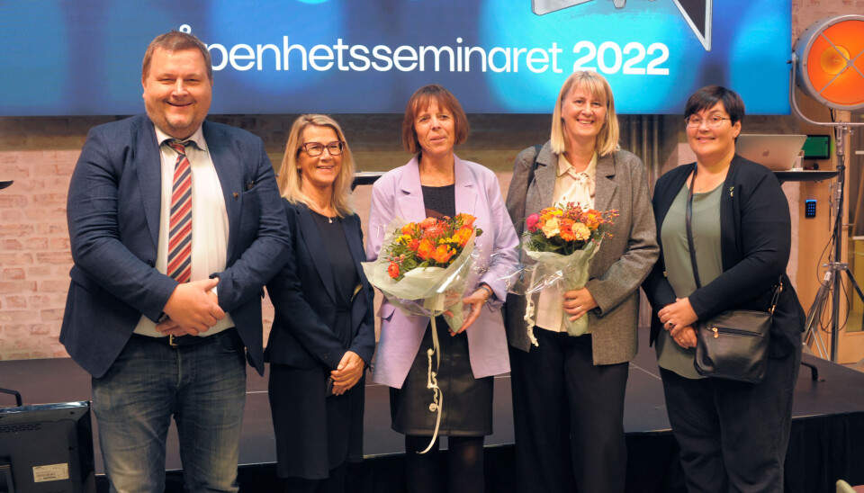Ørland og Rindal kom best ut på Åpenhetsbarometeret 2022. Ordfører Ogne Undertun (f.v.), tjenesteleder Britt Brevik, rådgiver Solveig Melum – alle fra Ørland – og arkivleder Vigdis Trønsdal og ordfører Vibeke Langli i Rindal var da i Oslo for å motta hederen. Ørland og Rindal kom best ut på Åpenhetsbarometeret 2022. Ordfører Ogne Undertun (f.v.), tjenesteleder Britt Brevik, rådgiver Solveig Melum – alle fra Ørland – og arkivleder Vigdis Trønsdal og ordfører Vibeke Langli i Rindal var da i Oslo for å motta hederen.