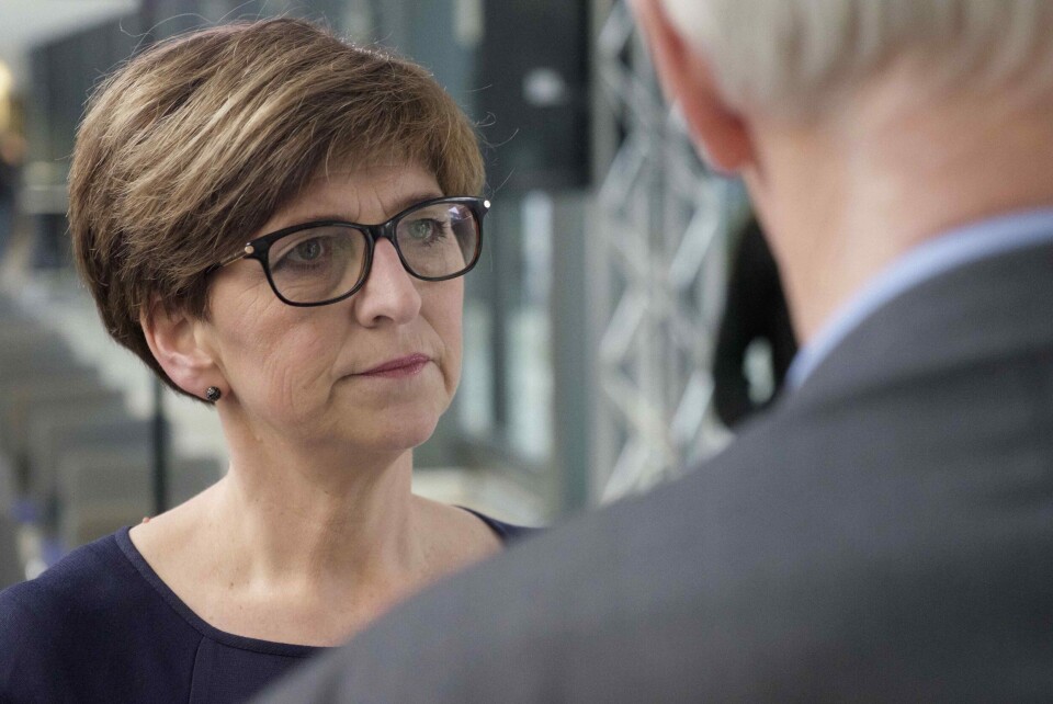 Eli Gunhild By, leder i Norsk Sykepleierforbund, hadde varslet at de ville ta ut 145 personer i streik dersom ikke de ble enige med NHO Service om bedre vilkår for ansatte i private sykehjem. Arkivfoto: Ole Gunnar Onsøien / NTB scanpix Eli Gunhild By, leder i Norsk Sykepleierforbund, hadde varslet at de ville ta ut 145 personer i streik dersom ikke de ble enige med NHO Service om bedre vilkår for ansatte i private sykehjem. Arkivfoto: Ole Gunnar Onsøien / NTB scanpix