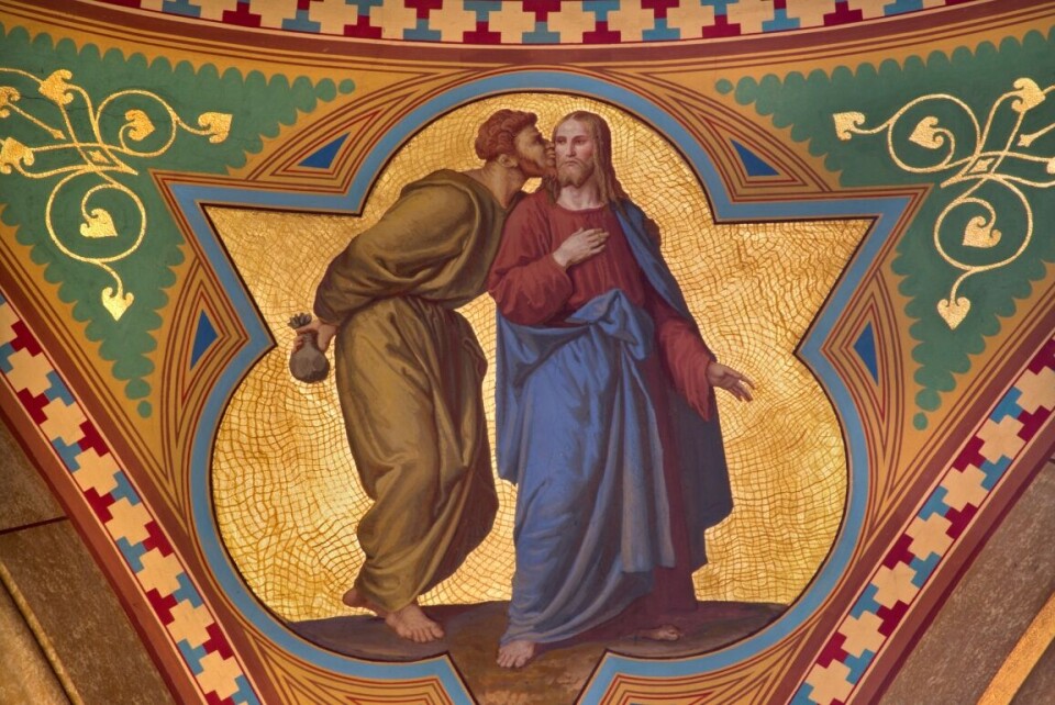 Kirkemaleri som viser Judas som identifiserer Jesus ved å kysse ham. Ordføreren i Flakstad har fått melding om at han bør bli henge seg, slik Judas skal ha gjort i etterkant av forræderiet. Ill.foto: Colourbox.com Kirkemaleri som viser Judas som identifiserer Jesus ved å kysse ham. Ordføreren i Flakstad har fått melding om at han bør bli henge seg, slik Judas skal ha gjort i etterkant av forræderiet. Ill.foto: Colourbox.com