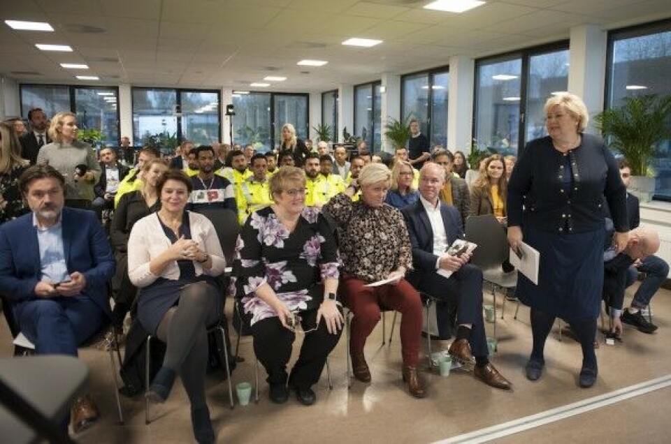 Statsminister Erna Solberg og tre statsråder lanserte regjeringens nye integreringsstrategi på Hellerud videregående skole i Oslo i oktober 2018. Nå er forslaget til ny lov til behandling i Stortinget. Statsminister Erna Solberg og tre statsråder lanserte regjeringens nye integreringsstrategi på Hellerud videregående skole i Oslo i oktober 2018. Nå er forslaget til ny lov til behandling i Stortinget.