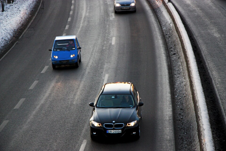Reduksjonen skyldes blant annet økt bruk av biodrivstoff og elbiler i veitrafikken. Reduksjonen skyldes blant annet økt bruk av biodrivstoff og elbiler i veitrafikken.