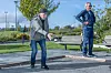 FAST OPPLEGG: Hver tirsdag møtes en gjeng til petanque-dyst på banen som er anlagt i parken. Her kaster Jan Håvard Smedby seg ut i kampen. (Foto: Fredrik Naumann/Felix Features)