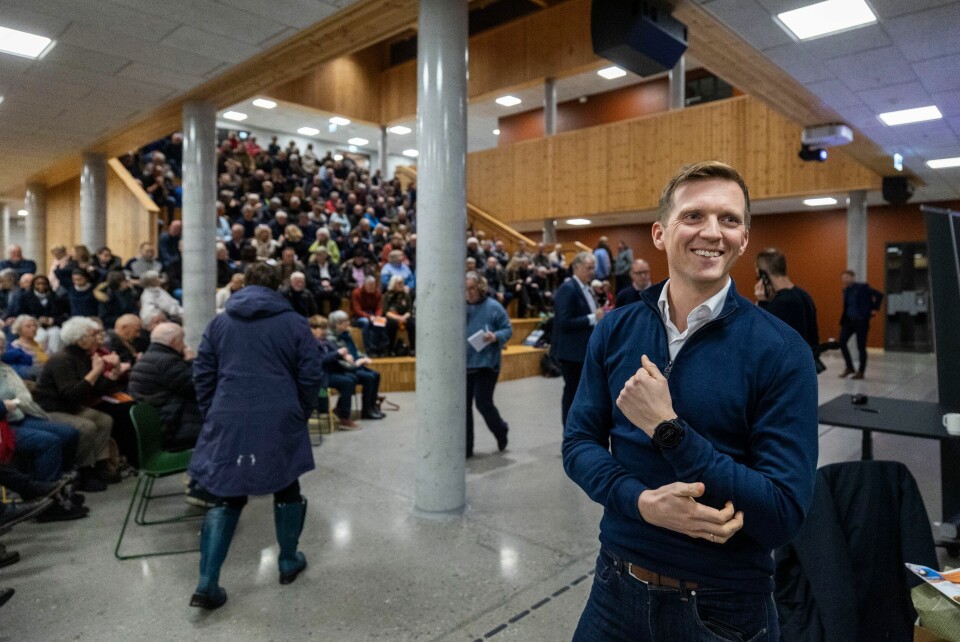 Gjelsvik fikk gåsehud av engasjementet i Søgne. Valgkampen i Kristiansand er i gang Klarer ordfører Mathias Bernander (H) å overbevise folk om at Kristiansand ikke skal splittes opp?