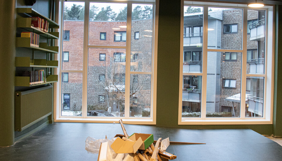 På ditt lokale folkebibliotek kan fagfolk vise korleis du kan faktasjekke påstandar, skriv fem biblioteksjefar.