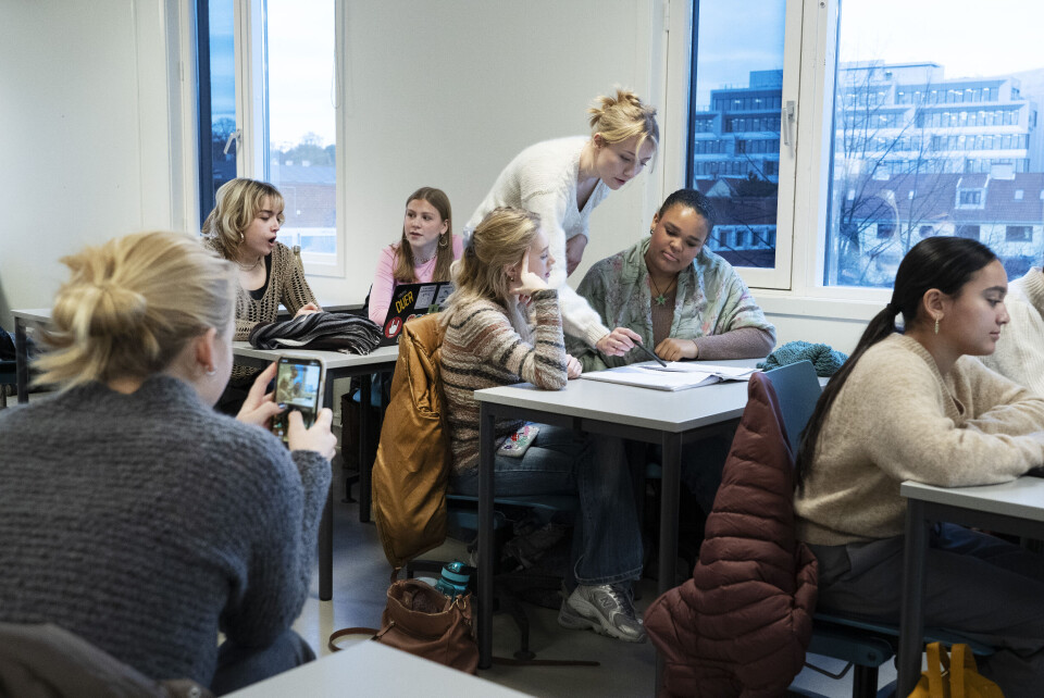 Flere fullfører videregående skole på normert tid, ifølge SSB. Flere fullfører videregående skole på normert tid, ifølge SSB.