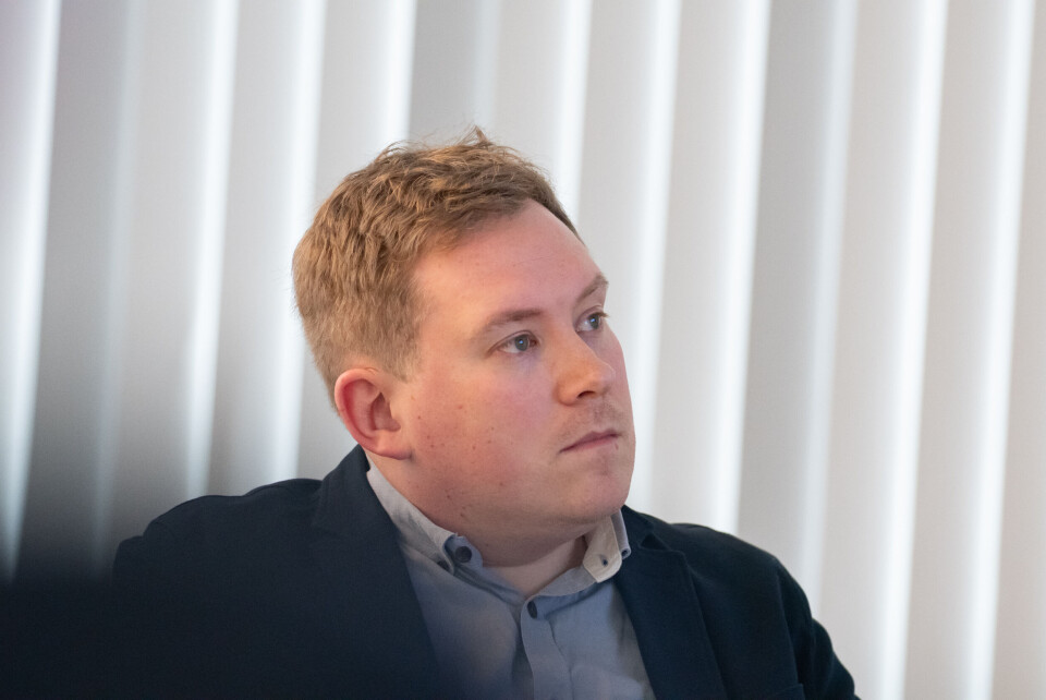 Kommunekassa er tom, men posisjonspolitiker Hartvig Magnus Sverdrup (Moskenes Fellesliste) Moskenes vil ikke betale eiendomsskatt fordi den er utskrevet seks virkedager for sent. Kommunekassa er tom, men posisjonspolitiker Hartvig Magnus Sverdrup (Moskenes Fellesliste) Moskenes vil ikke betale eiendomsskatt fordi den er utskrevet seks virkedager for sent.