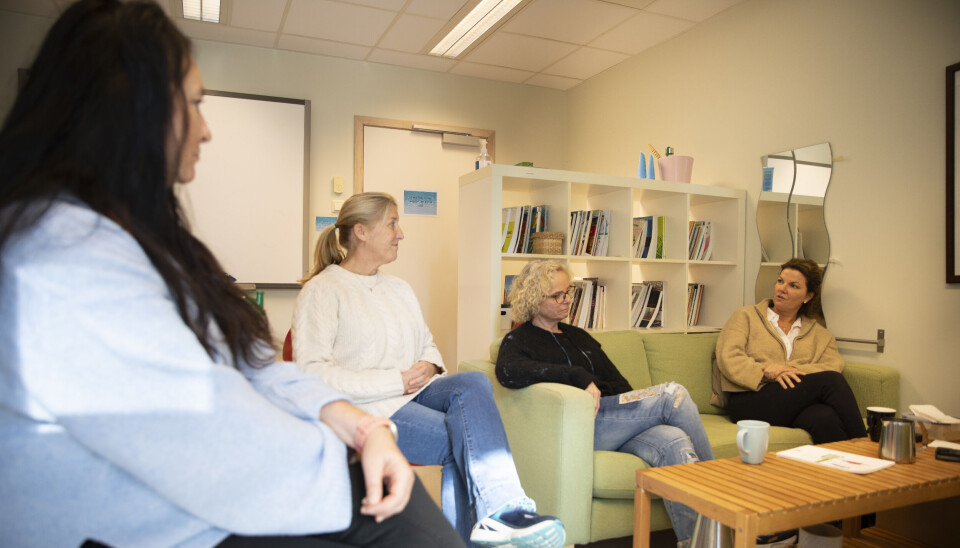 Siv Elise Finsås (t.v), avdelingsleder i Vendla barnehage, Maria Bustetun, avdelingsleder i Nesøya barnehage, Ane Gjelle, avdelingsleder i Landøya barnehage og Camilla Graff virksomhetsleder i Landøyasonen barnehager i Asker kommune er med i IA-bransjeprogram for barnehager.