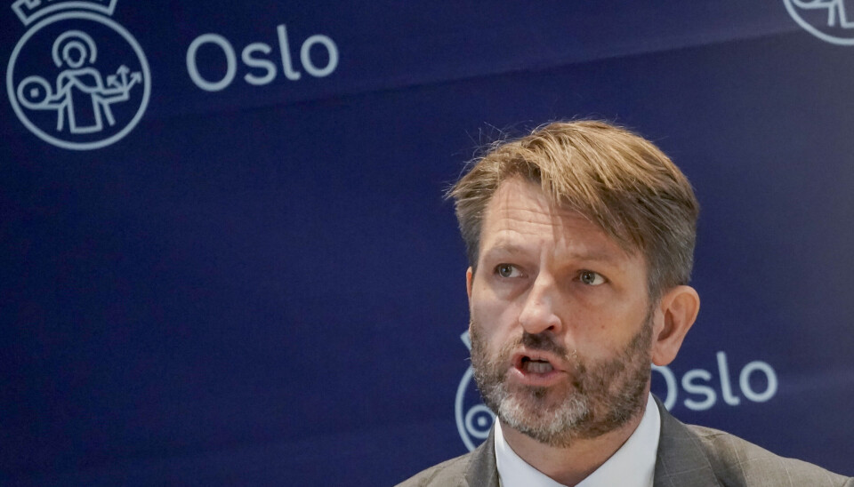 Byrådsleder Eirik Lae Solberg på pressekonferansen i september der de la fram forslaget til neste års budsjett. Nå kommer de med forslag til flere satsinger.