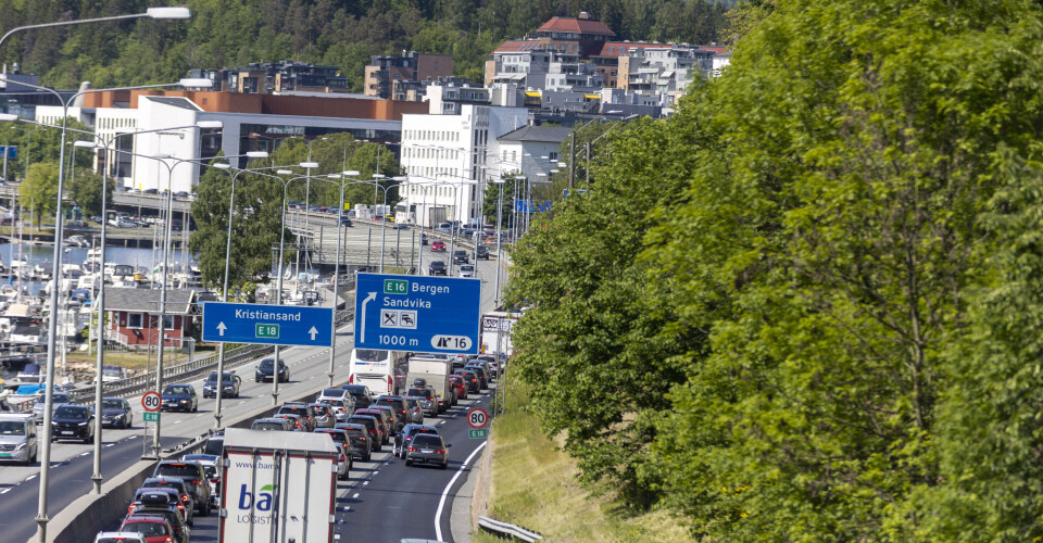 Vi vet hva kutt i kollektivtrafikken betyr i praksis: Flere velger bilen, skriver Lars Birger Salvesen.