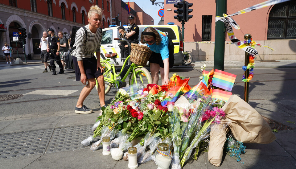 Rapporten om 25. juni-angrepet viser at kommunene ikke har klart å ivareta sitt ansvar, skriver Kristine Meek. Bildet er tatt morgenen etter skytingen.