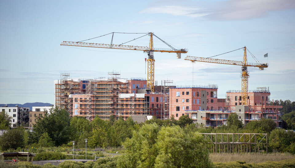 Mange kommuner bruker tid på å kontrollere at kravene i byggteknisk forskrift er oppfylt når de behandler byggesøknader. Loven er tydelig på at dette ikke skal være del av byggesaksbehandlingen, skriver Per-Arne Horne.