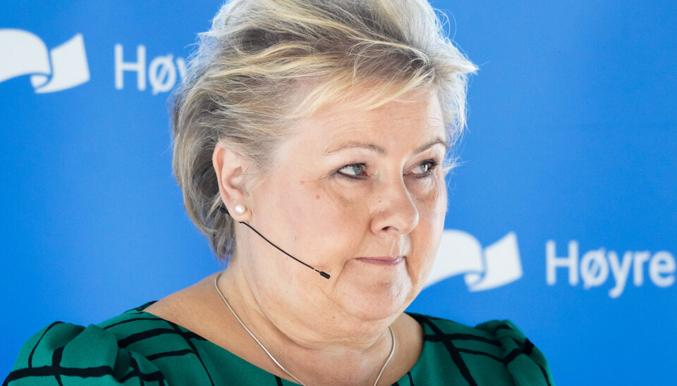 Høyres nettsider er blitt utsatt for et cyberangrep, hvor en prorussisk gruppe mistenkes for å stå bak. Ikke uventet, sier Høyre-leder Erna Solberg.