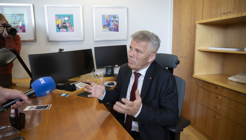 Kommunalminister Bjørnar Skjæran (Ap) er klar med sin første glad-nyhet: lavere vann- og avløpsgebyrer.