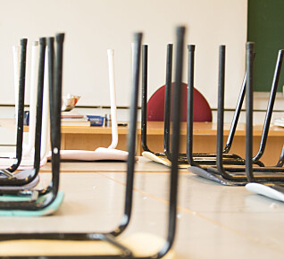 Lærer siktet for kroppskrenkelse mot ni barn